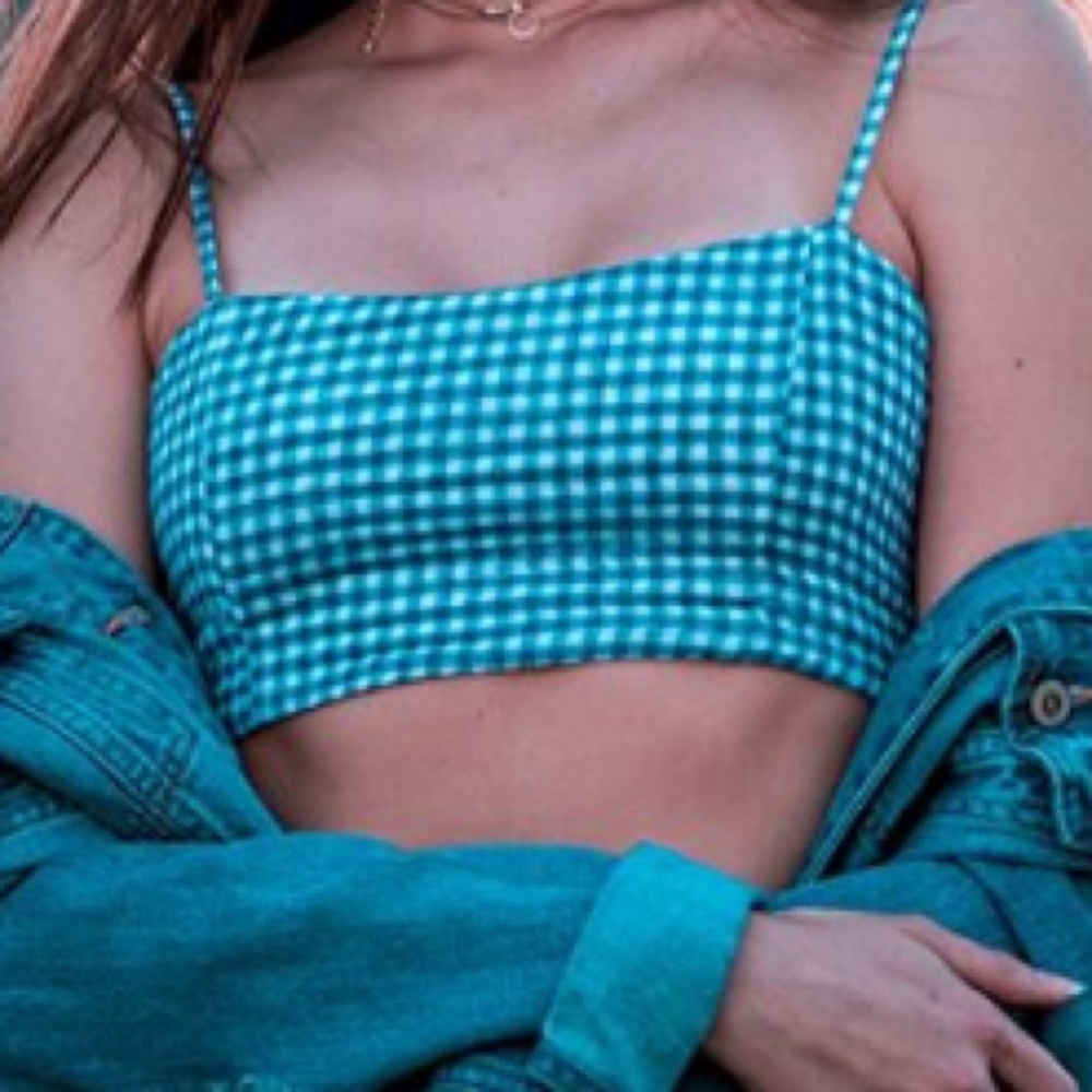 Brandy Melville crop top